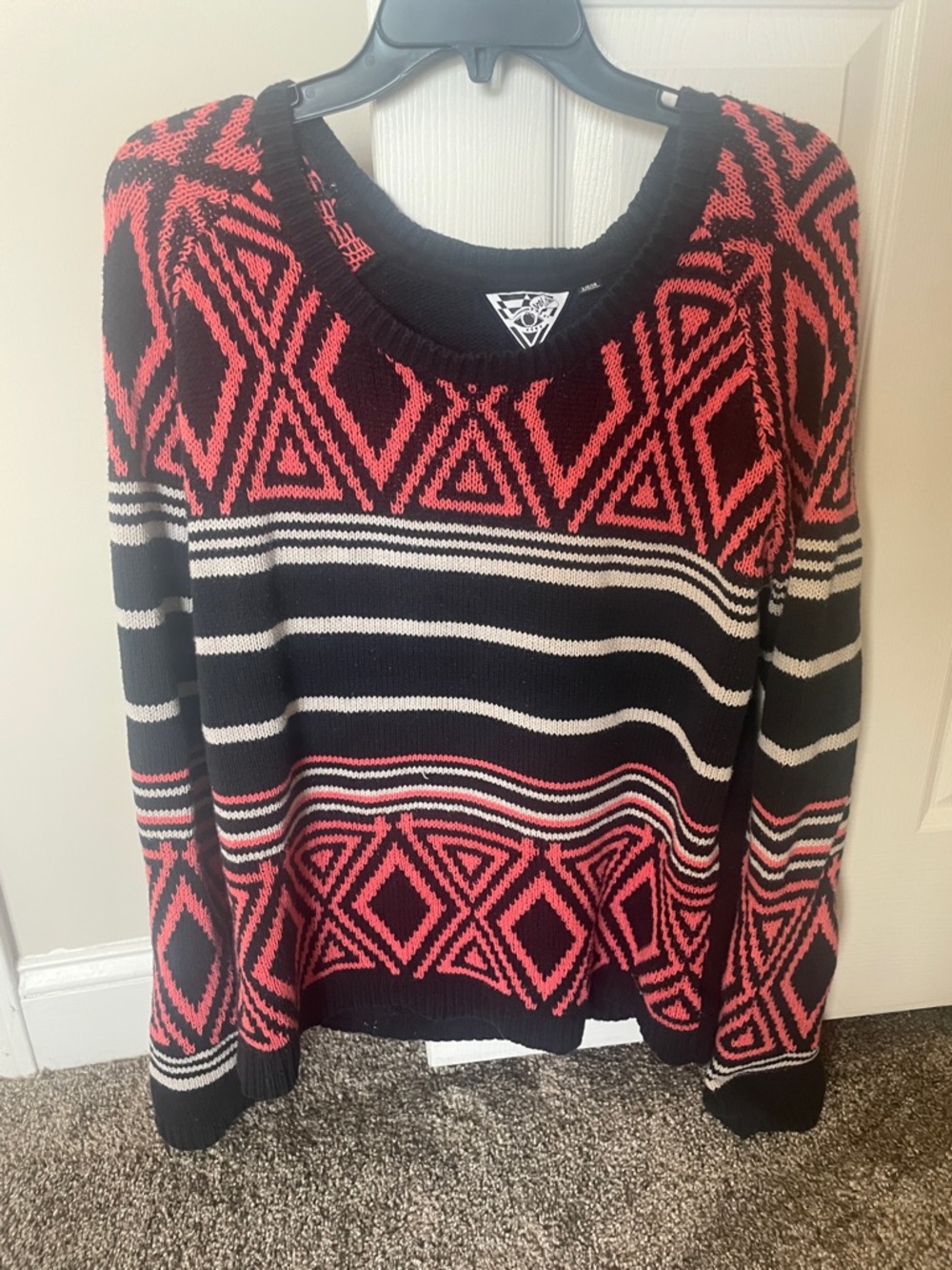 Windsor Geometric Knit Sweater - Black & Coral
